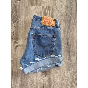 Levi shorts